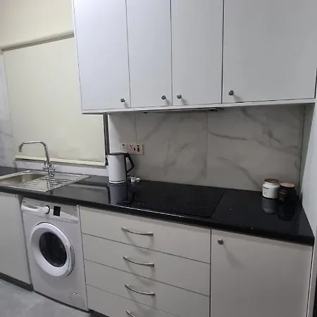 Two Bedroom Apartment, No 101, By Imh Travel & Tours Πάφος